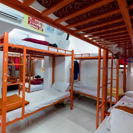 Mumbai Backpackers,Airport Hotel Bagian luar foto