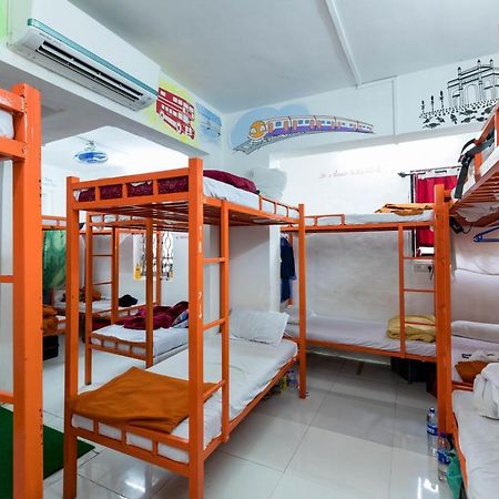 Mumbai Backpackers,Airport Hotel Bagian luar foto