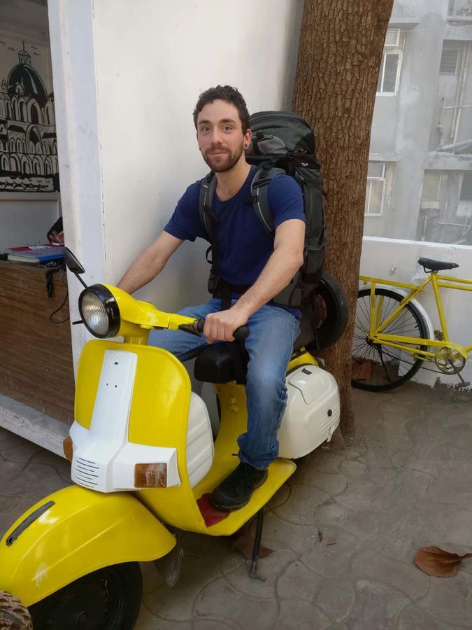 Mumbai Backpackers,Airport Hotel Bagian luar foto