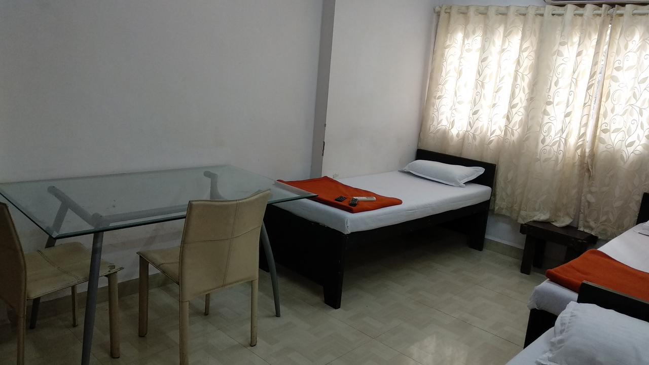 Mumbai Backpackers,Airport Hotel Bagian luar foto