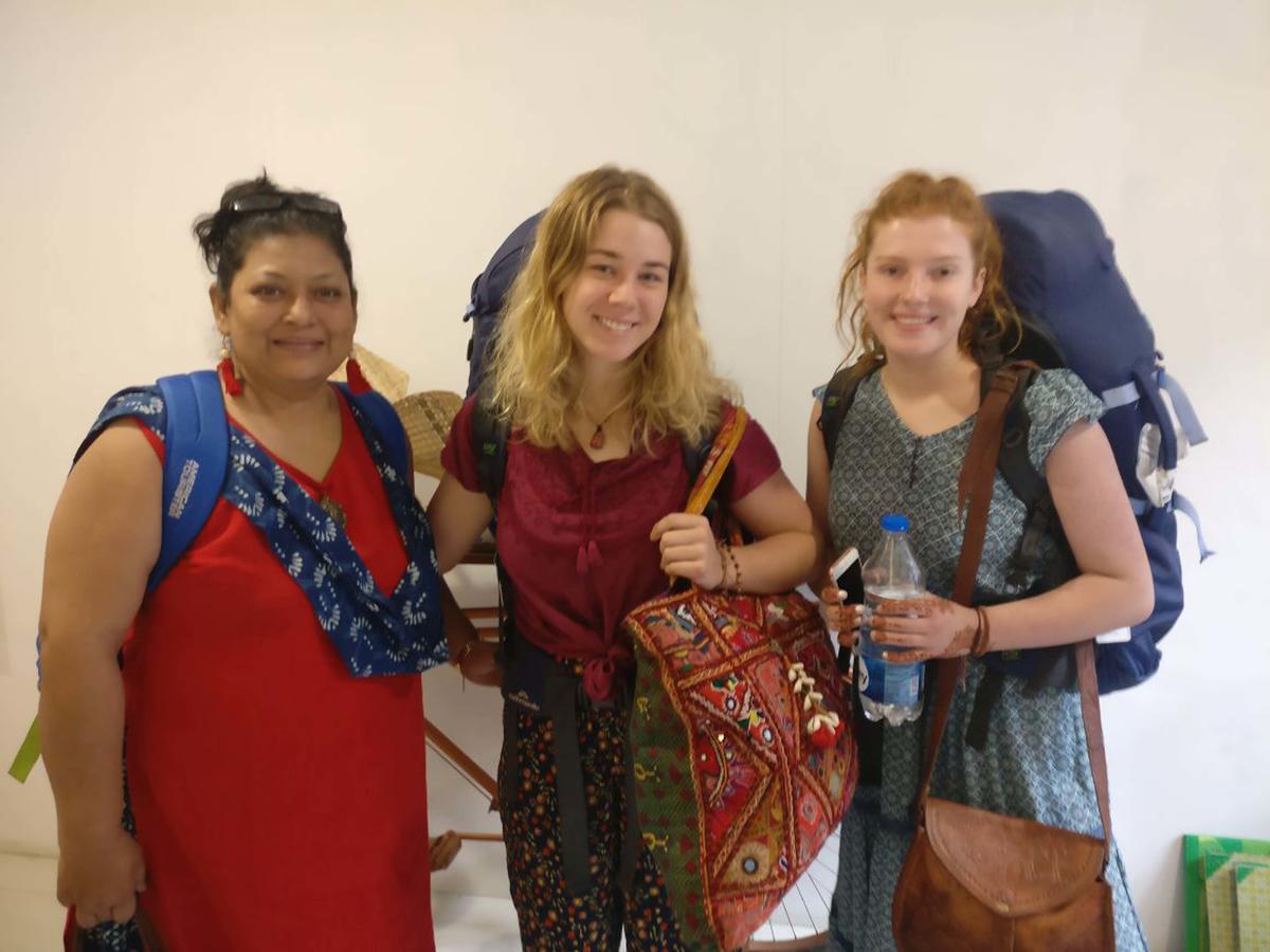 Mumbai Backpackers,Airport Hotel Bagian luar foto